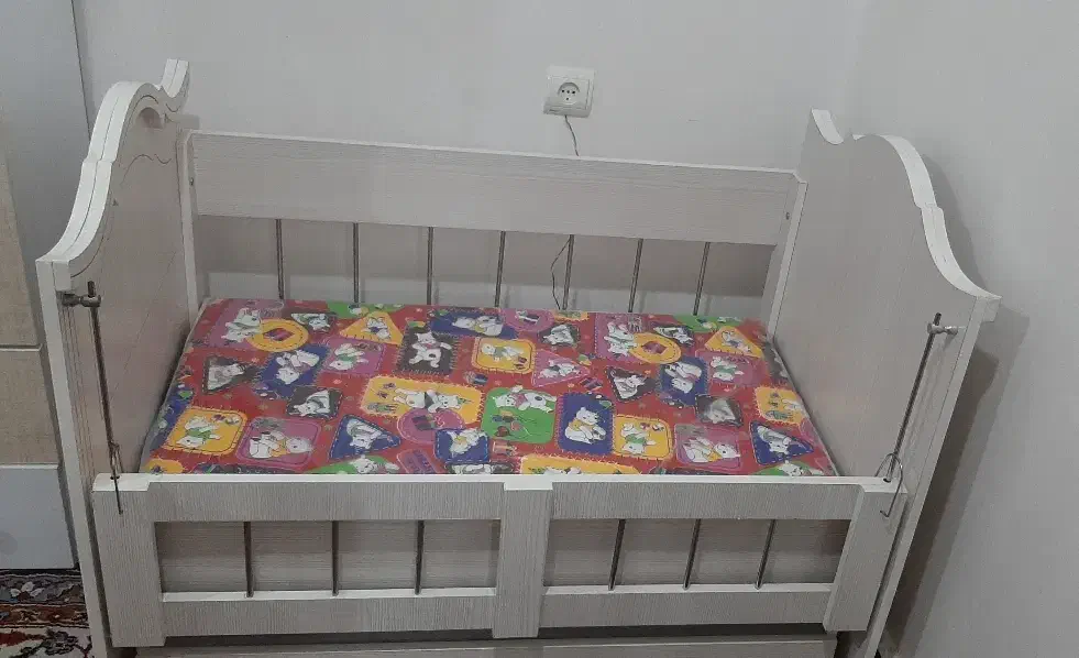 سرویس خواب کودک مناسب تا ۳سال|تخت و صندلی بچه|اندیمشک, |دیوار