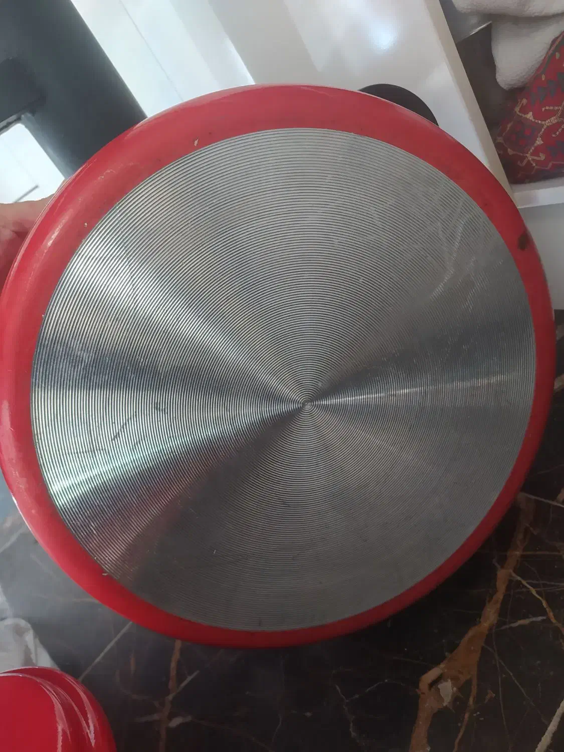 قابلمه تفلون قدیمی سایز 32|ظروف پخت‌وپز|زنجان, |دیوار