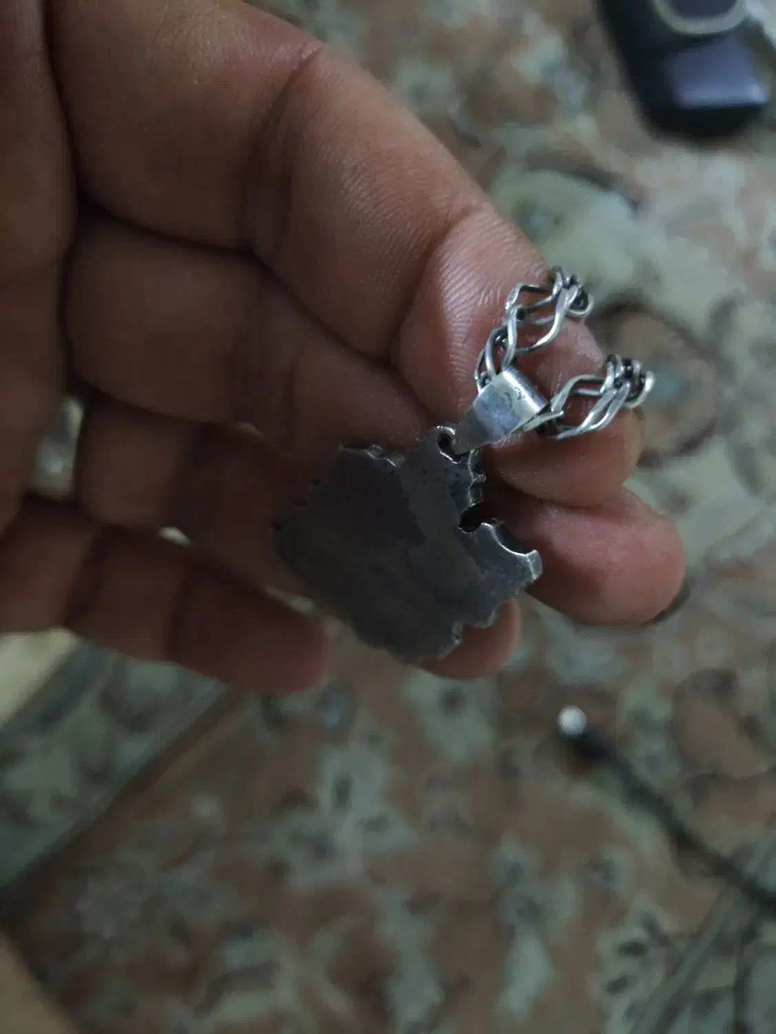 گردنبند دو لاین و پلاک نقره|جواهرات|اندیشه, پرنیان|دیوار