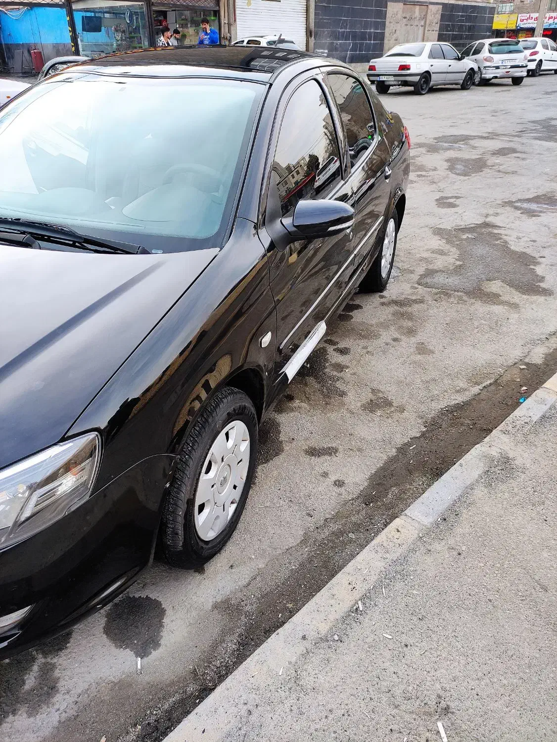 رانا پانوراما سقف شیشه ای ۶ سرعته|خودرو سواری و وانت|مشهد, هنرستان|دیوار