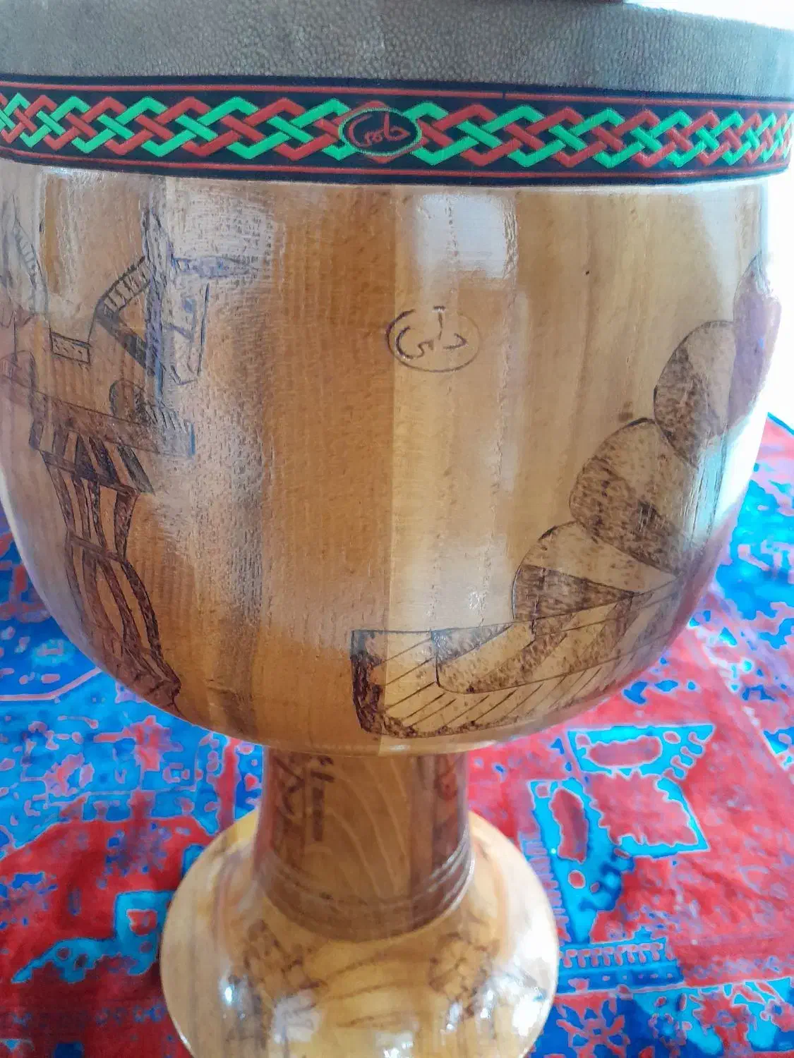 تنبک حلمی|سازهای سنتی|رشت, یخسازی|دیوار