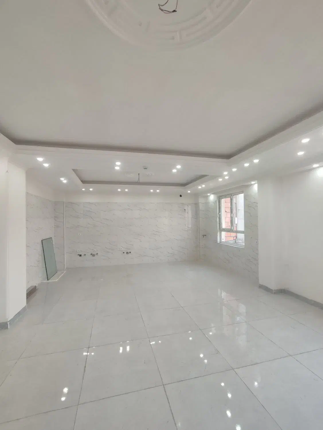 آپارتمان سند دار سه خواب طبقه آخر/ خ آزادی|فروش آپارتمان|محمودآباد, |دیوار