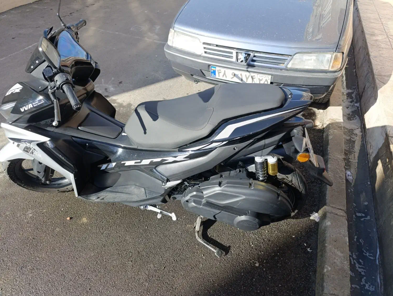 آیروکس 1403|موتورسیکلت|باغستان, |دیوار