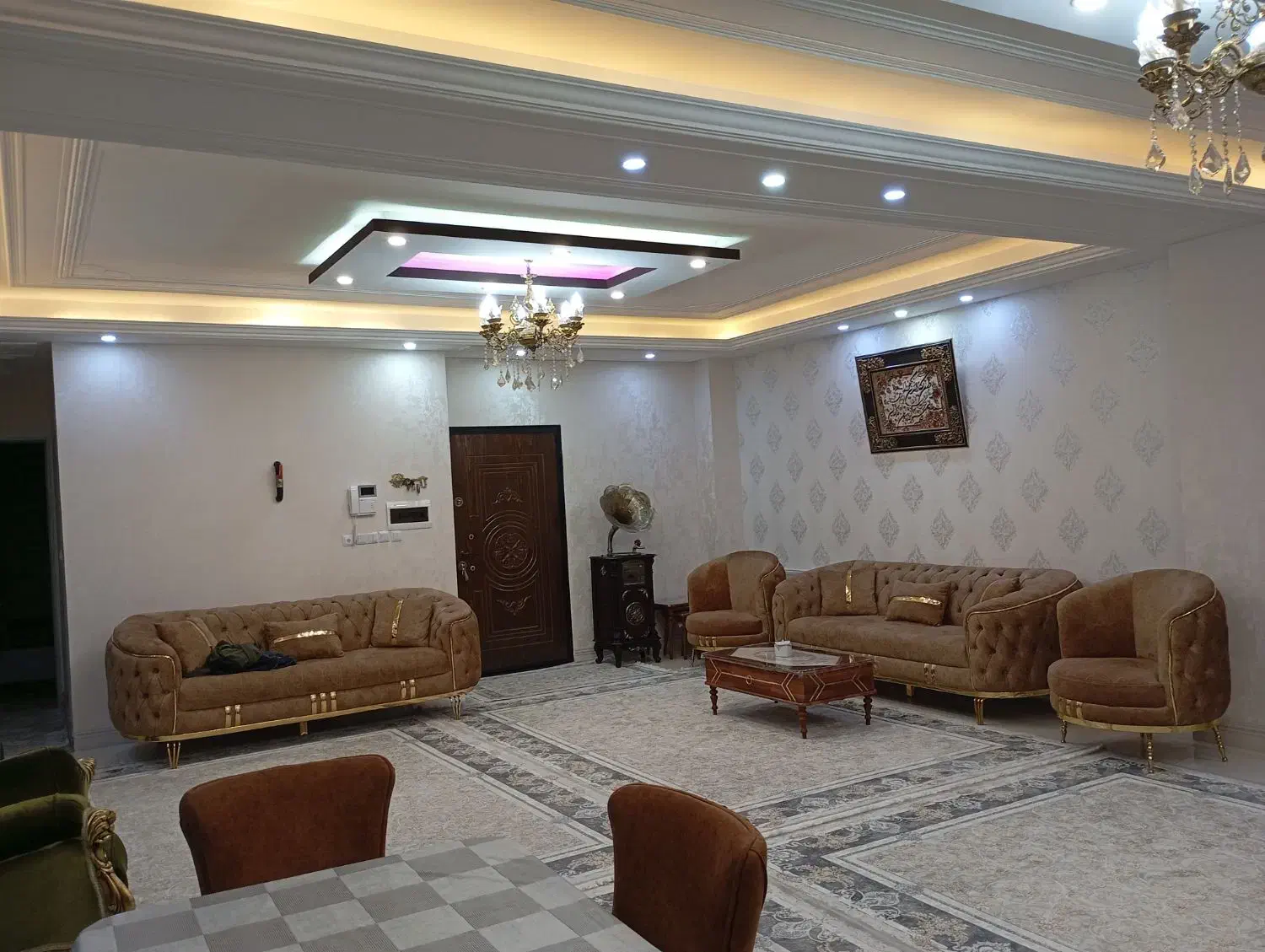 اپارتمان۱۳۴متری گلشهر|فروش آپارتمان|زنجان, |دیوار