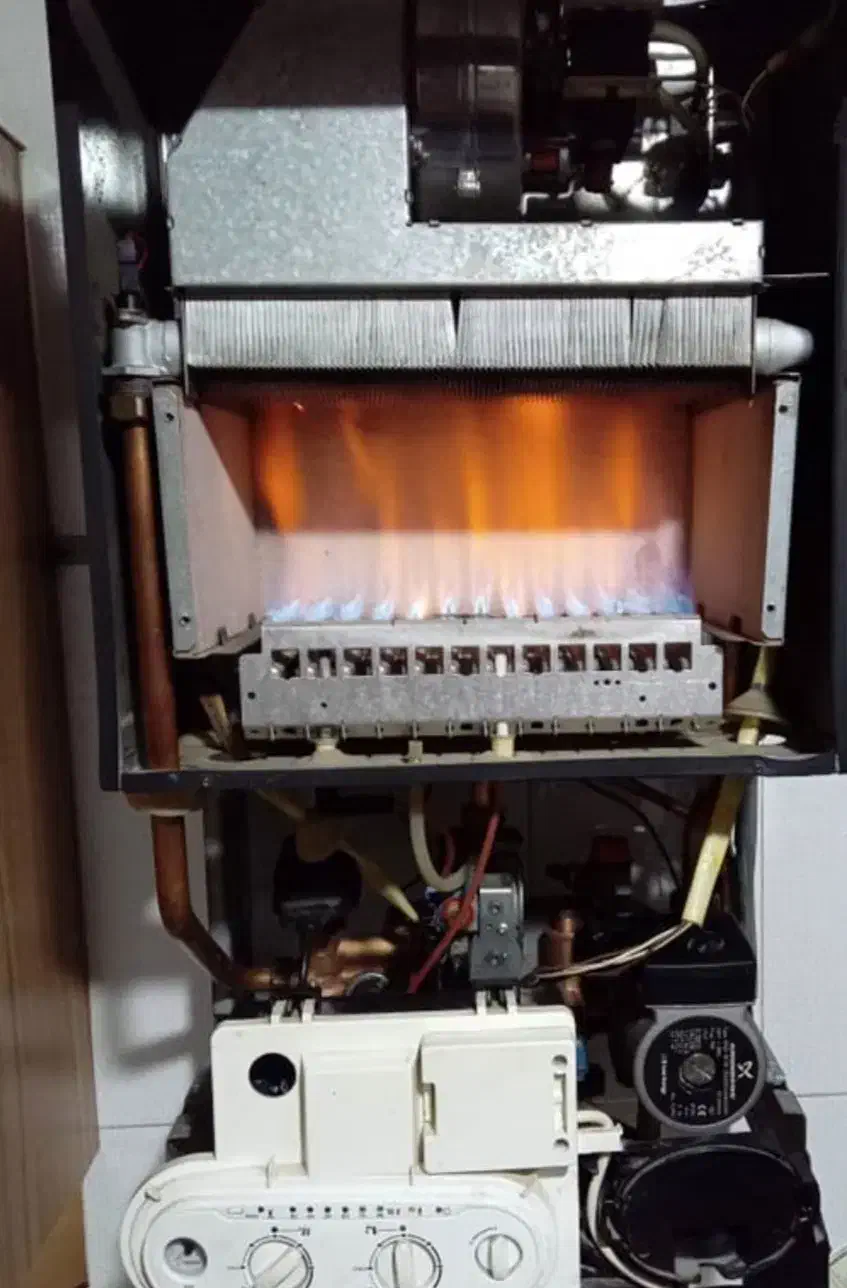 سرویس و تعمیرات انواع پکیج های ایرانی و خارجی|آبگرمکن، پکیج، شوفاژ|کاشان, الغدیر|دیوار