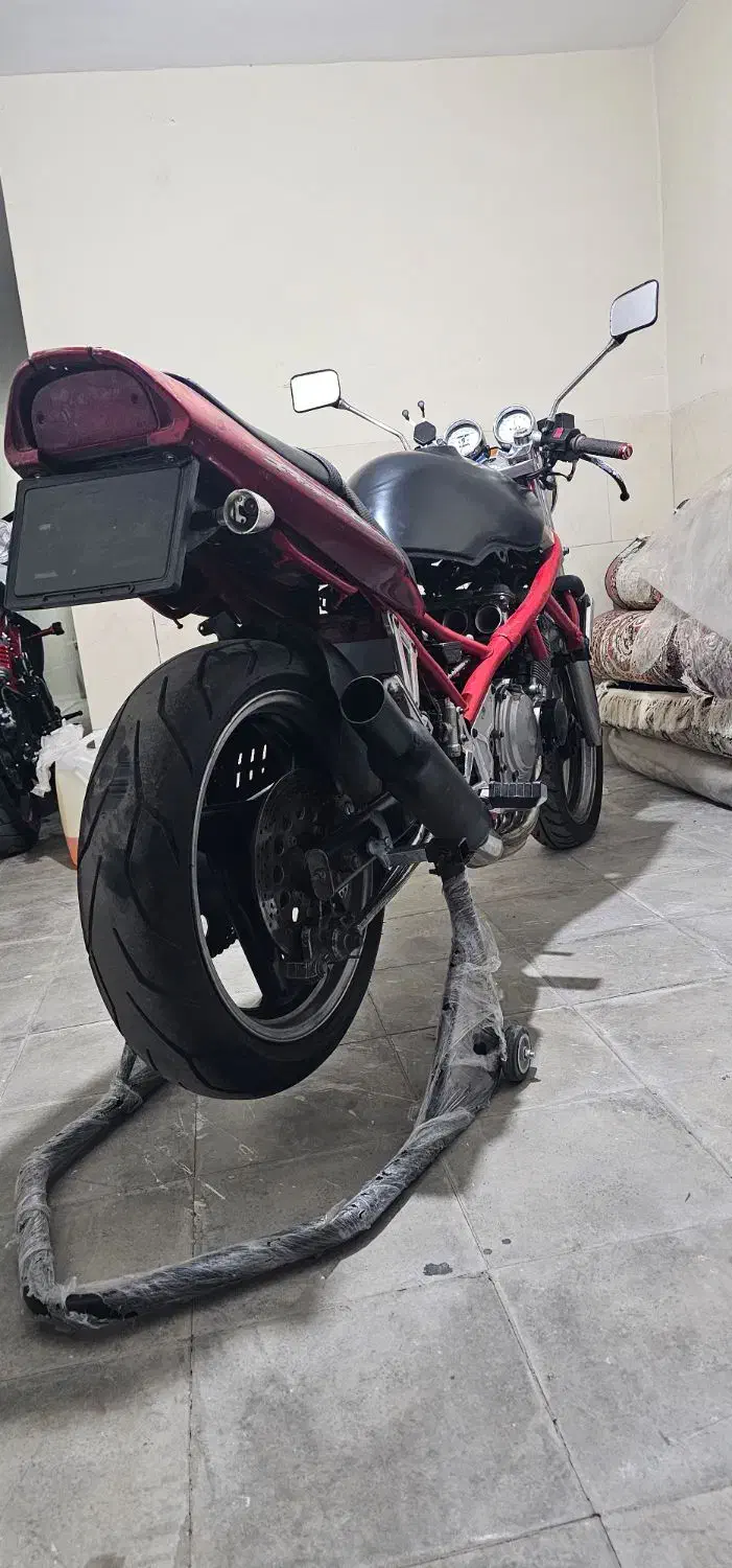 موتور سنگین|موتورسیکلت|شیراز, دروازه قران|دیوار