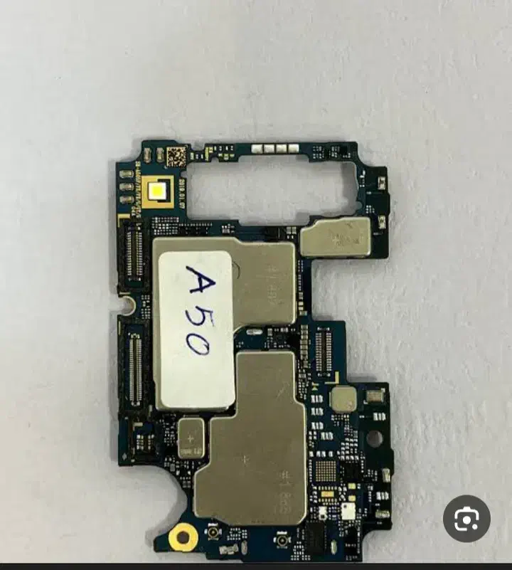 پخش انواع برد با کارتون و انتقال مالکیت و السیدی|لوازم جانبی موبایل و تبلت|اصفهان, لیمجیر|دیوار