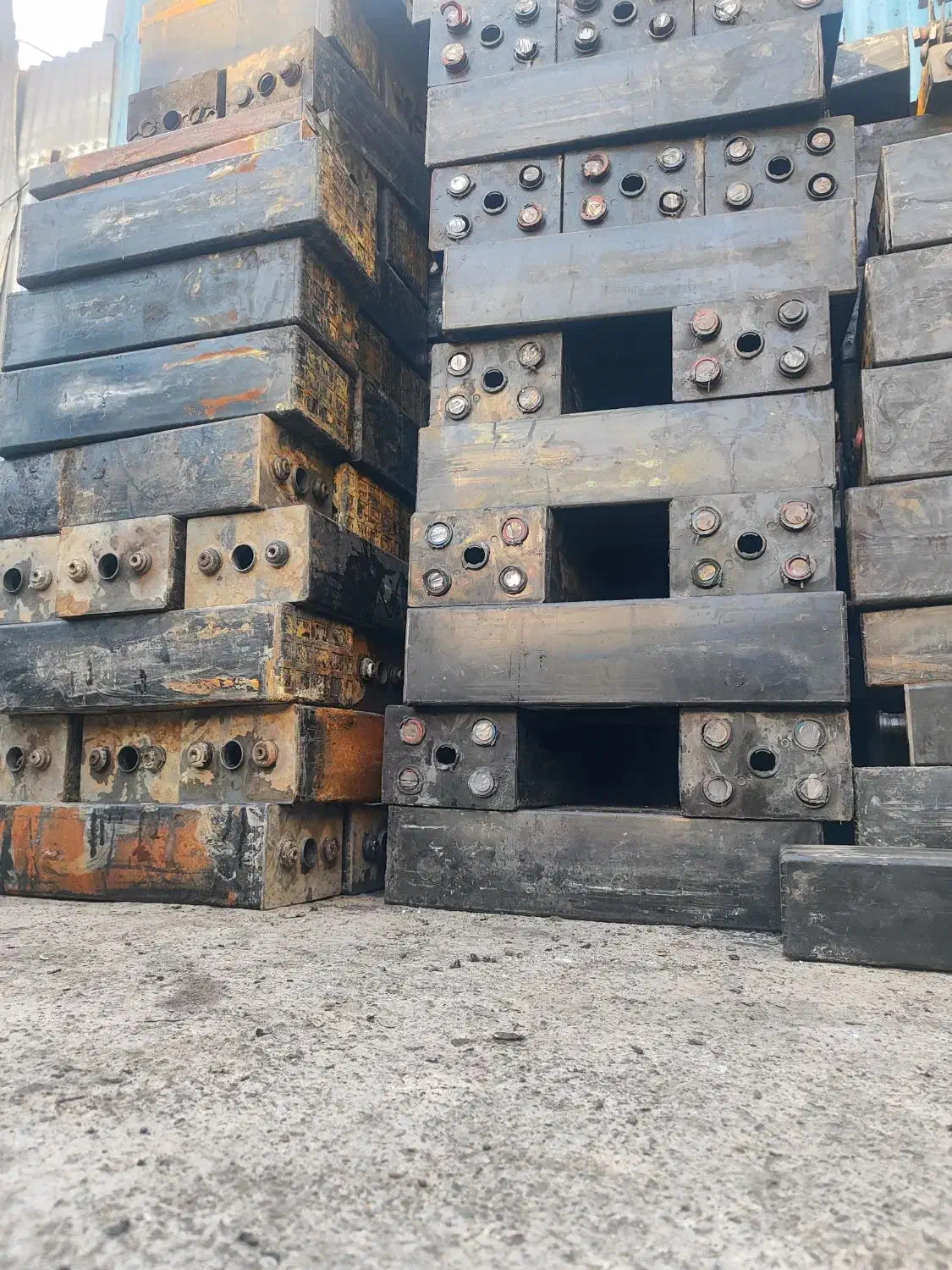 خریدار باطری های یوپیاس ups کارکرده و فرسوده خراب|قطعات و لوازم جانبی رایانه|تهران, یوسفآباد|دیوار