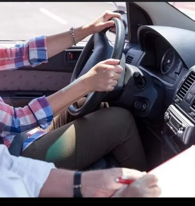 آموزش خصوصی رانندگی مربی آقا و خانم|خدمات آموزشی|اصفهان, برازنده|دیوار