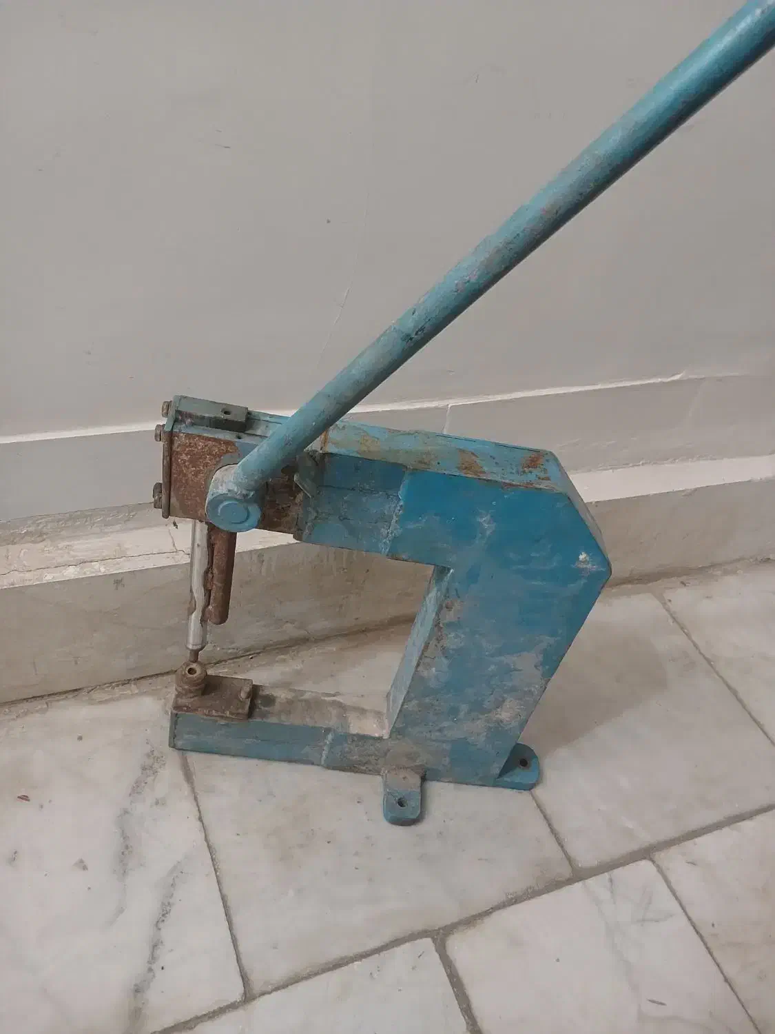 پرس دستی و چرخ حلبی سازی|ابزارآلات|مشهد, چهارچشمه|دیوار