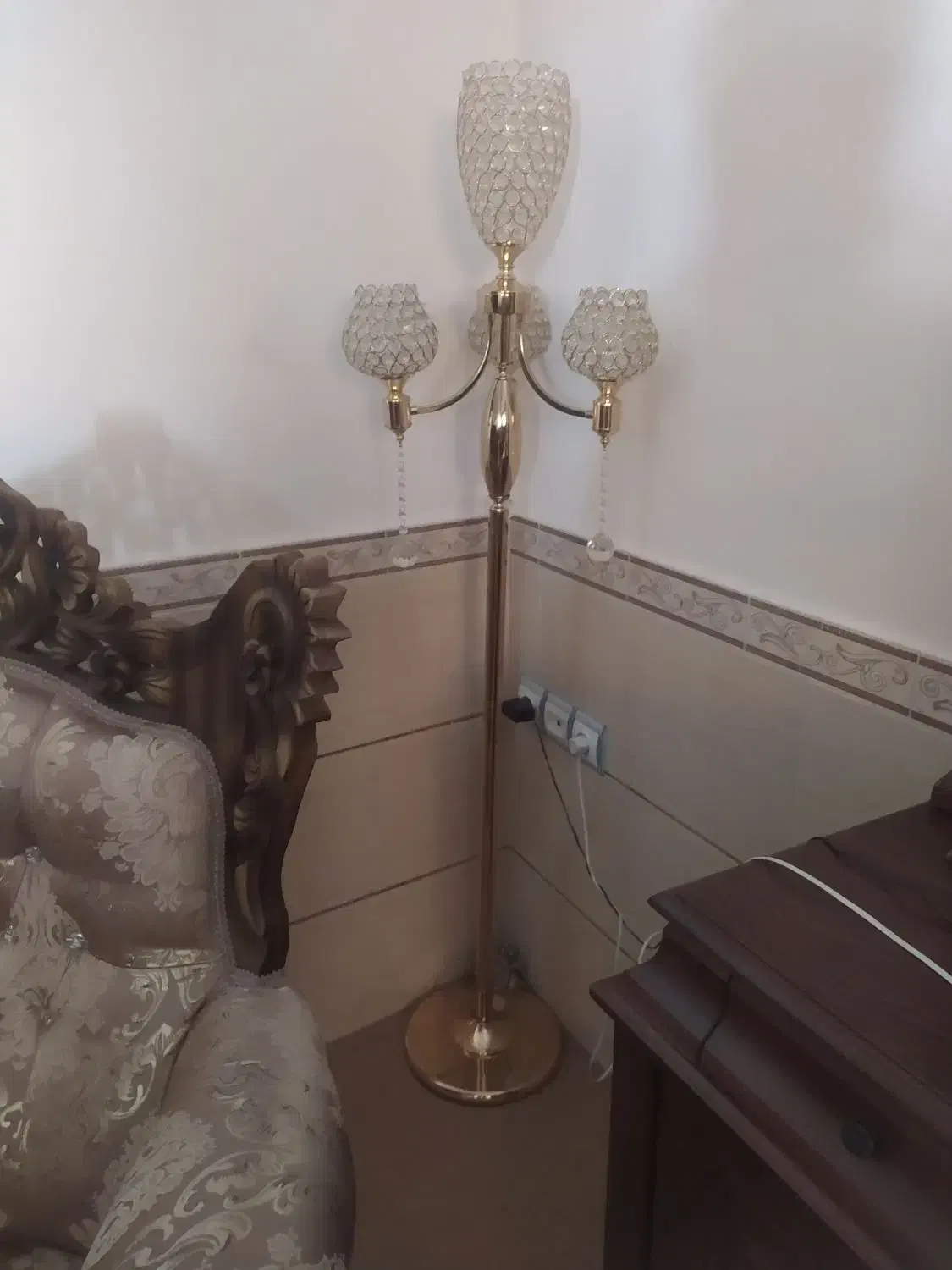 لوستر کنار سالنی نو|لوستر و چراغ آویز|بیجار, |دیوار