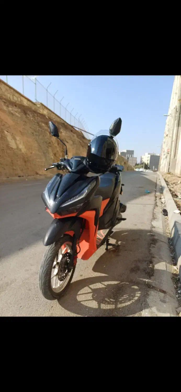 موتور کلیک|موتورسیکلت|هشتگرد, شهرک ولیعصر (مصلی)|دیوار