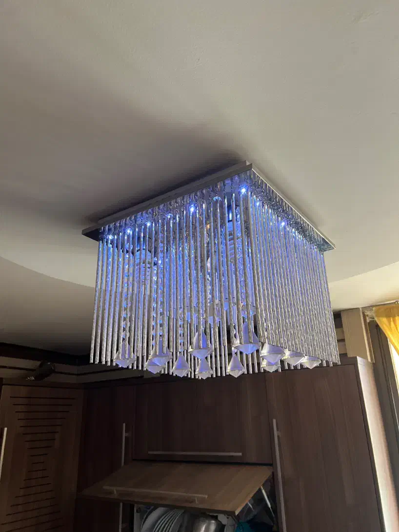 لوستر|لوستر و چراغ آویز|اصفهان, سپاهان‌شهر|دیوار