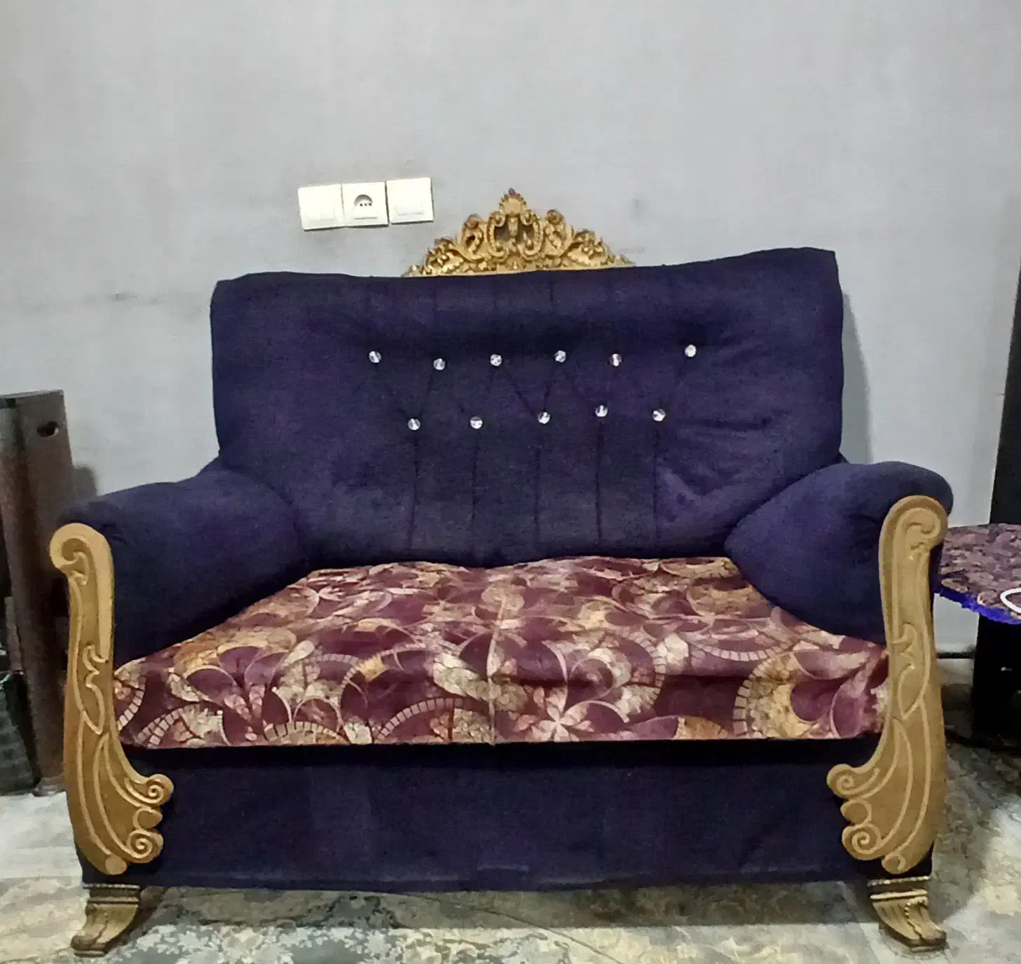 مبل هفت نفره به همراه جلو مبلی|مبلمان خانگی و میز عسلی|گرمدره, |دیوار