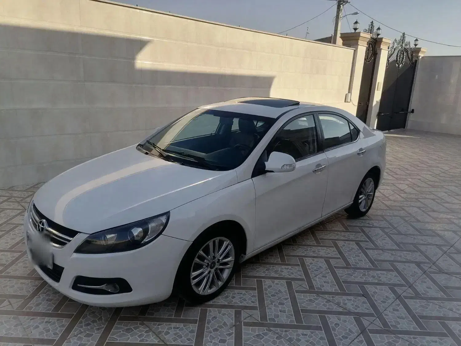 جک j5|خودرو سواری و وانت|بوشهر, |دیوار