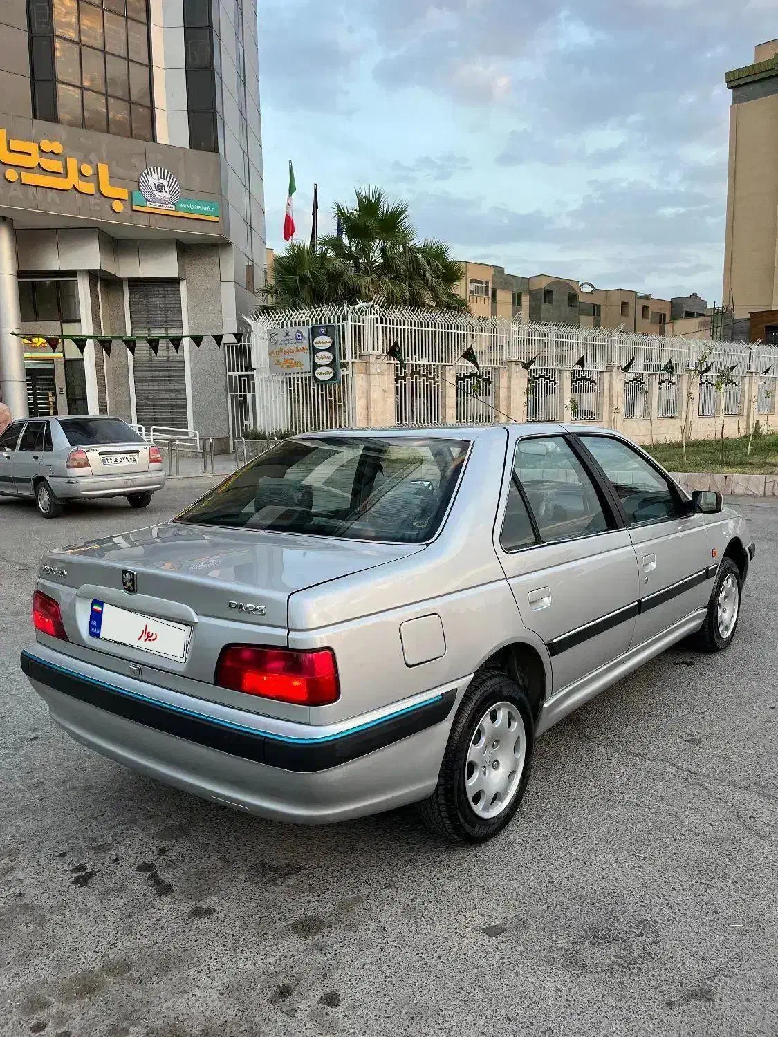 پارس مدل ۸۴|خودرو سواری و وانت|کرمان, |دیوار