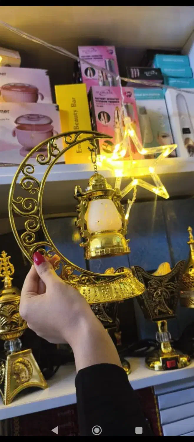 فانوس|اشیا|آبادان, |دیوار