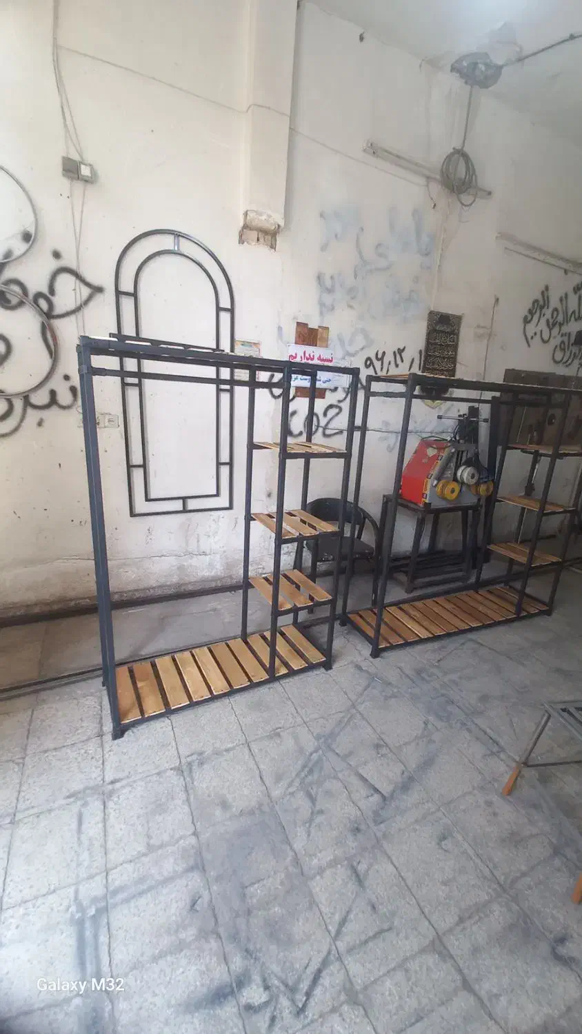 رگال|جاکفشی، کمد، دراور|قم, شاه ابراهیم|دیوار