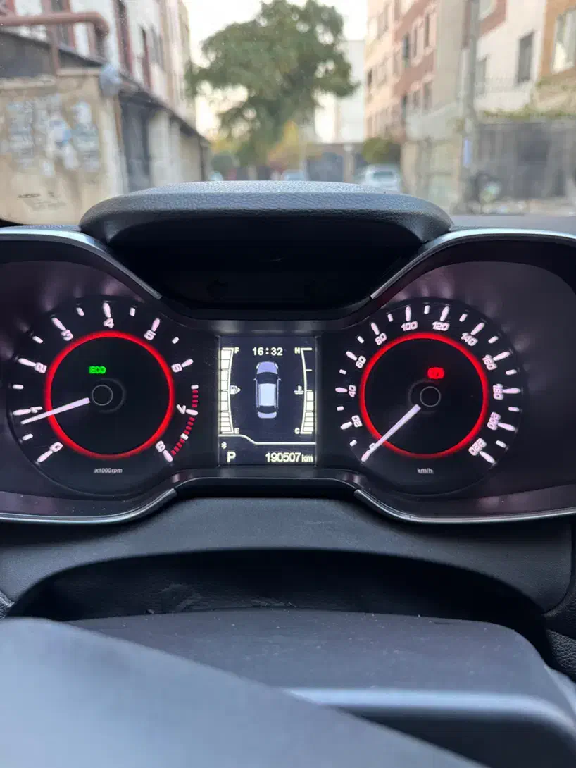 چری آریزو ۵ توربو اتوماتیک آبی متالیک مدل ۱۳۹۶|خودرو سواری و وانت|تهران, چوب تراش|دیوار