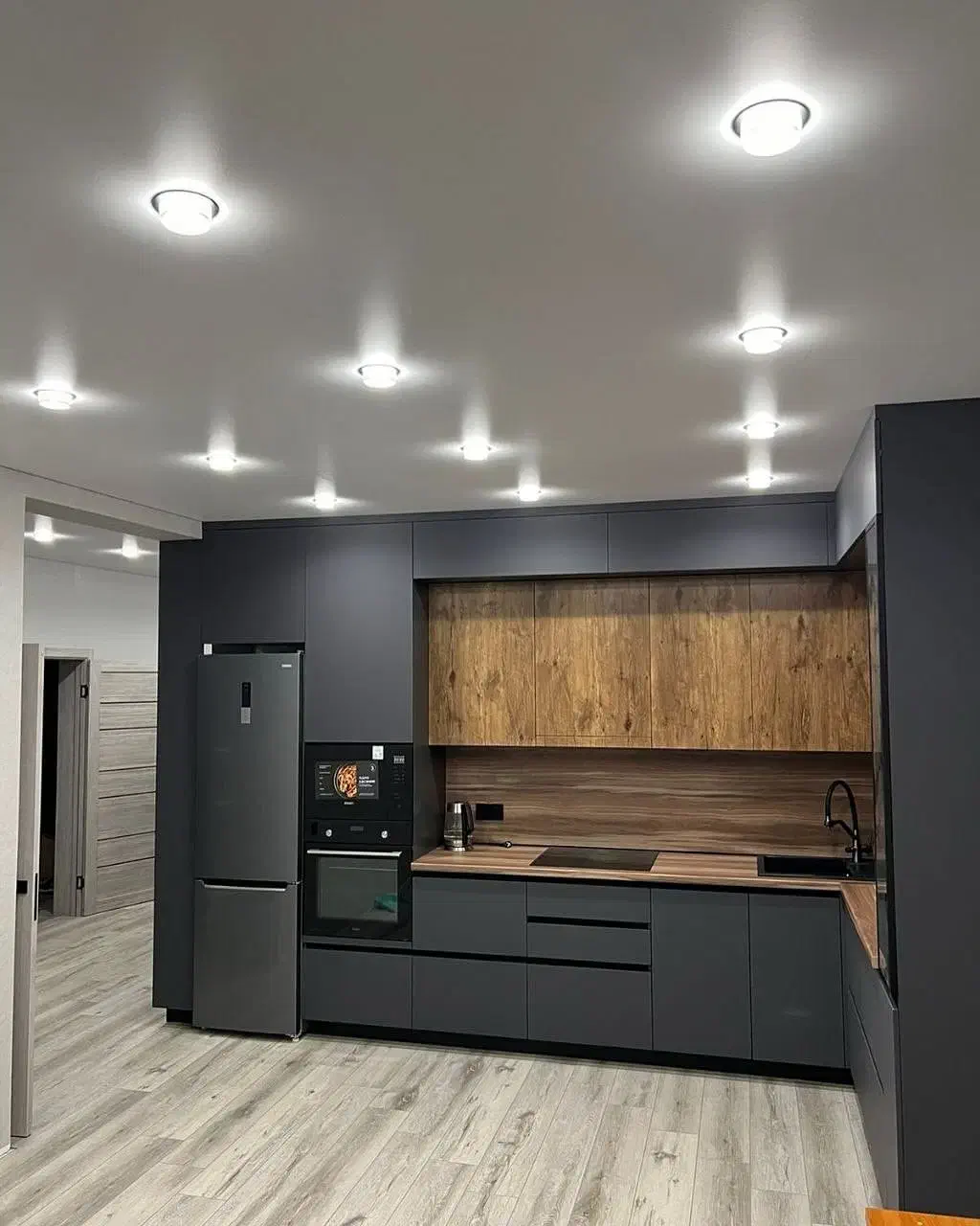 منشی خانم فروشگاه کابینت دوشیفت|استخدام بازاریابی و فروش|یزد, |دیوار