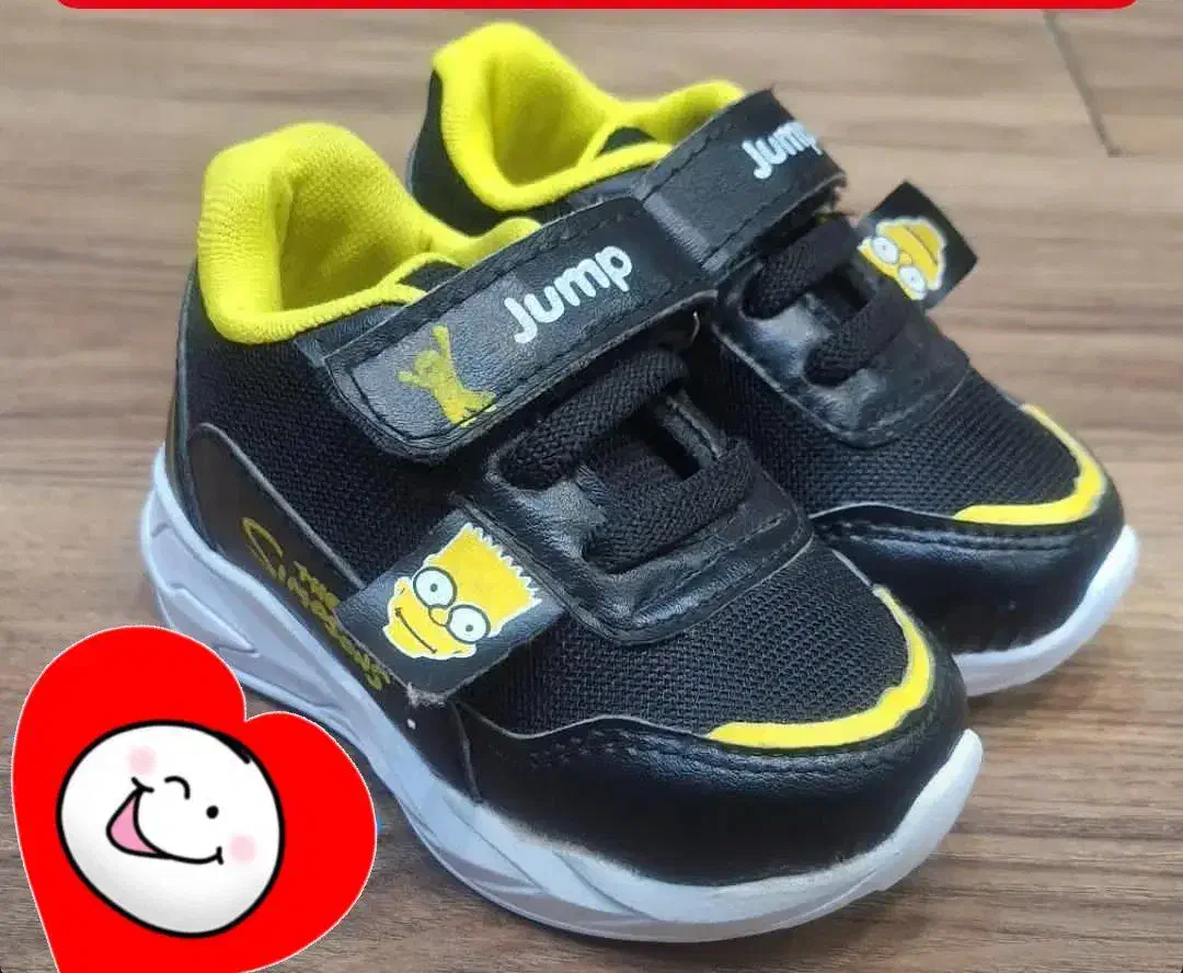 حراجی کفش و لباس بچه گانه|کفش و لباس بچه|زاهدان, |دیوار