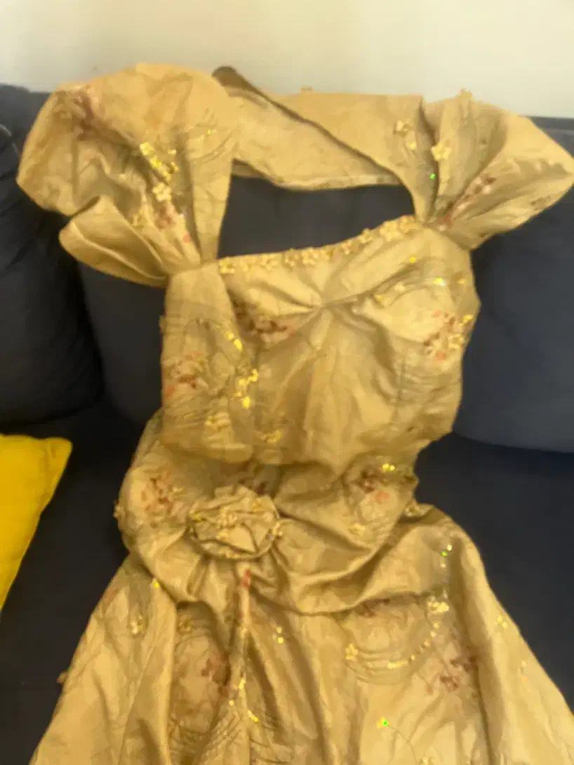 لباس مجلسی خیلی شیک|لباس|رشت, گلسار|دیوار