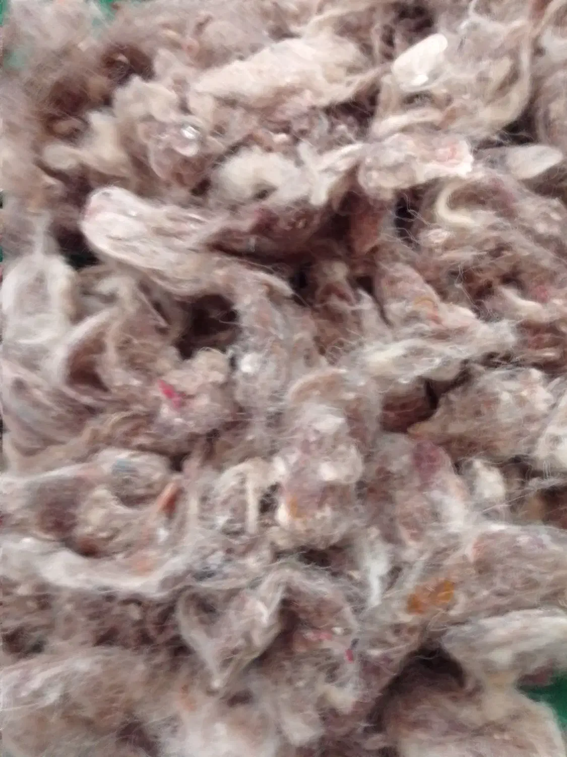 پشم .وپشم شیشه برای بالشت وتشک|رختخواب، بالش، پتو|قرچک, زیبا شهر|دیوار