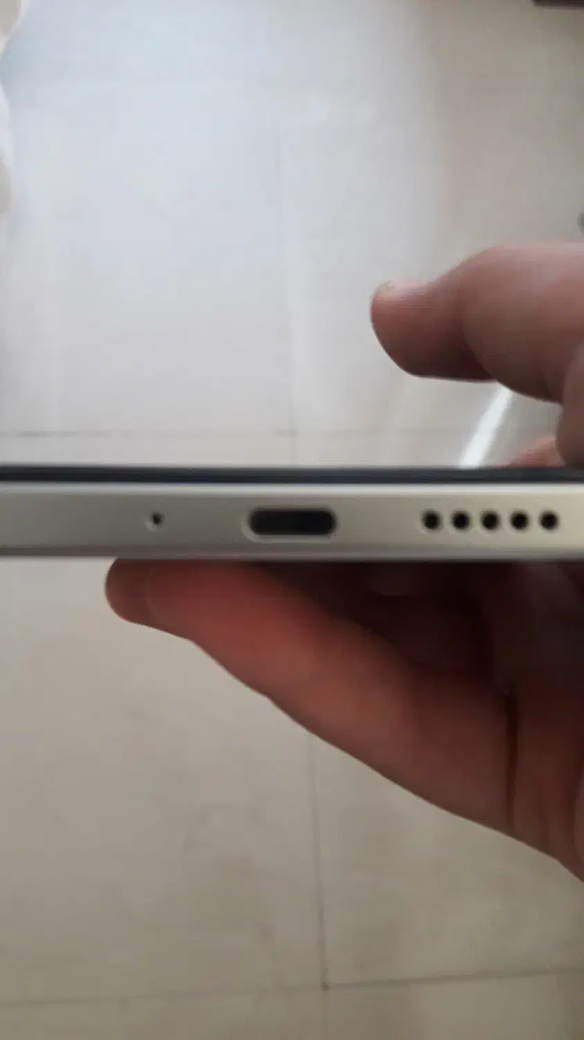 پوکو c75 نو نو رنگ طلایی|موبایل|تهران, قاسم‌آباد|دیوار