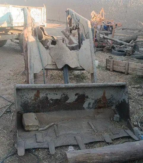 بیل لودری رومانی|ماشین‌آلات صنعتی|زرند, |دیوار