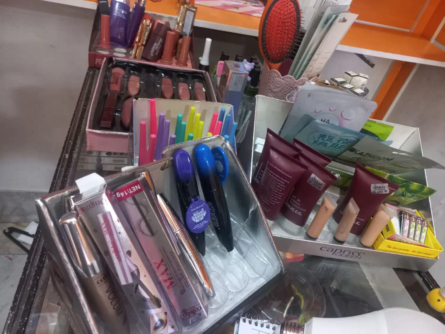 فروش لوازم آرایشی مغازه یکجا|آرایشی، بهداشتی، درمانی|باروق, |دیوار