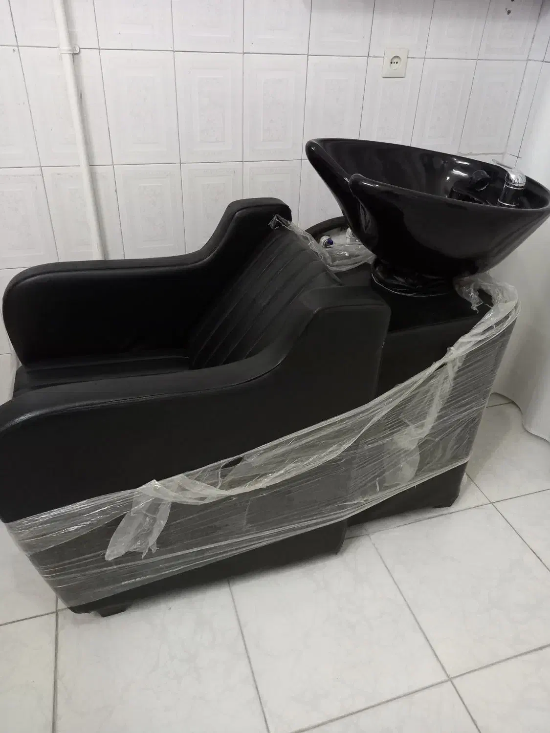 لوازم ارایشگاه|آرایشگاه و سالن‌های زیبایی|ری, دیلمان|دیوار