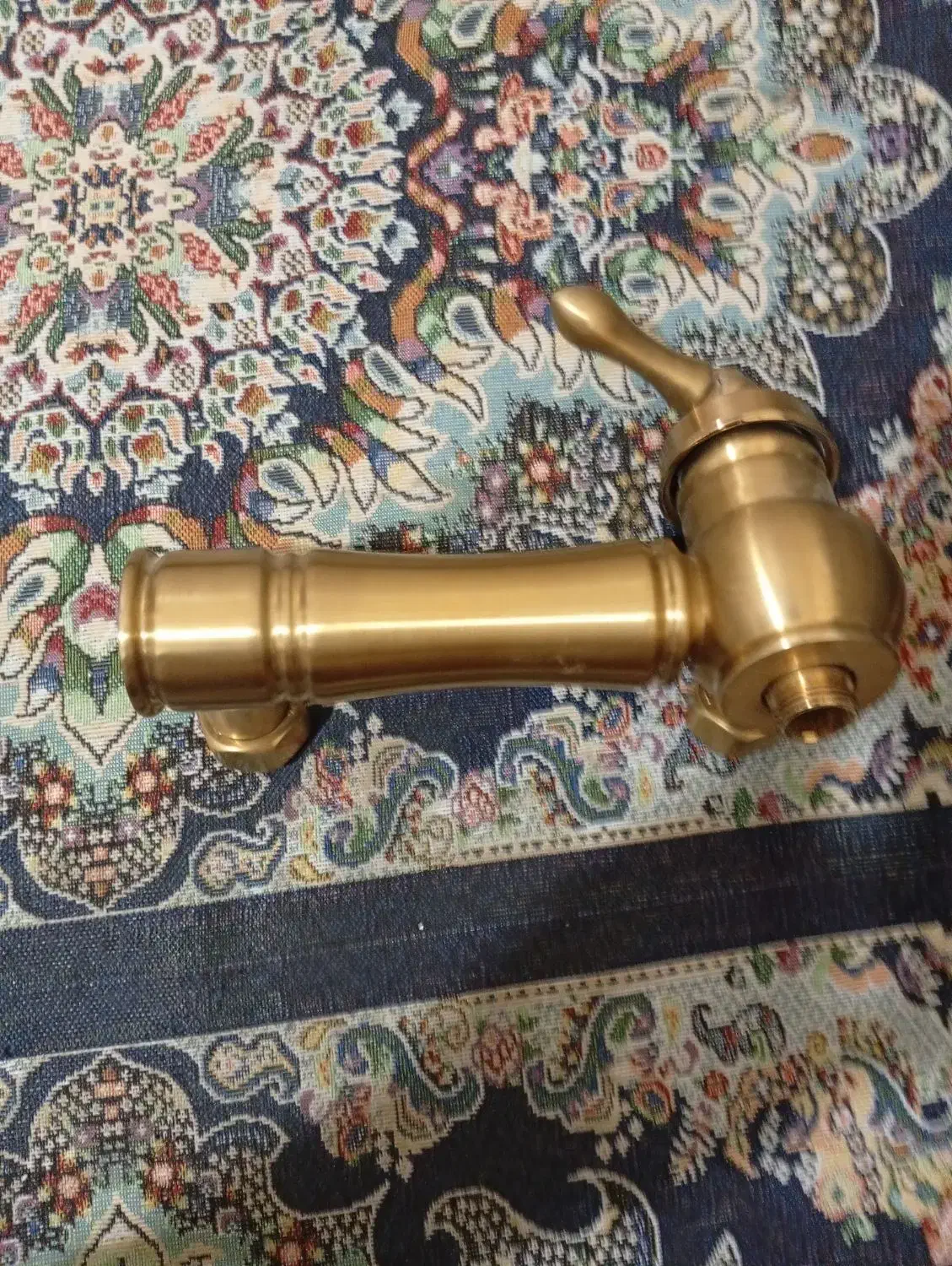 شیرآلات اصلی وسنگین روشوئی ودستشوئی|لوازم سرویس بهداشتی|اهواز, کمپلو شمالی|دیوار