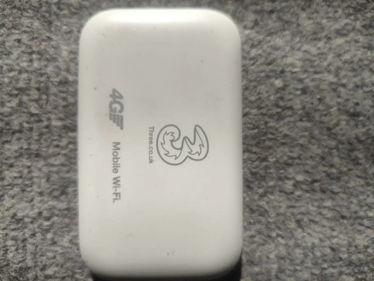 مودم جیبی هواوی سیم کارت خور 4g قوی|مودم و تجهیزات شبکه|شیراز, هفت تنان|دیوار