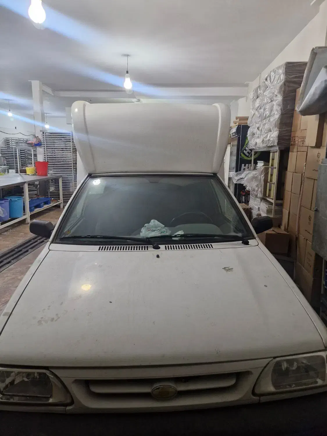 راننده برای پخش شیرینی|استخدام حمل و نقل|تهران, خاک سفید|دیوار