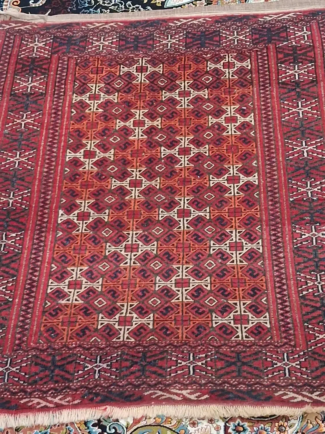 فرش عتیقه|روفرشی|لاهیجان, لیل|دیوار