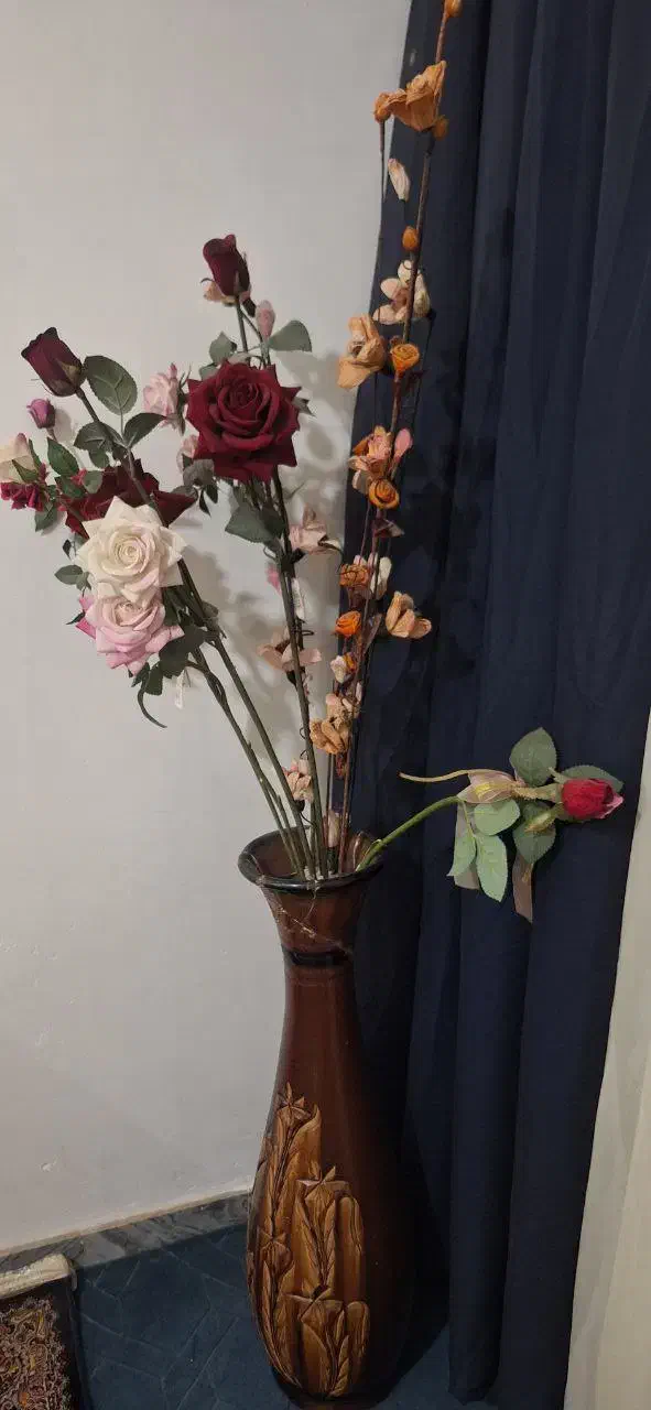 گل وگلدان|گل مصنوعی|اسفراین, |دیوار