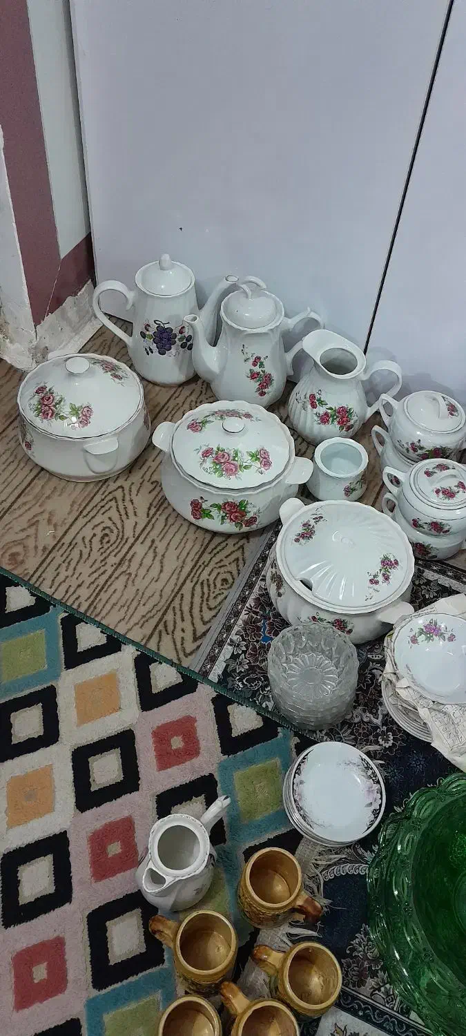 بشقاب گل سرخی|ظروف سرو و پذیرایی|علیآباد کتول, |دیوار