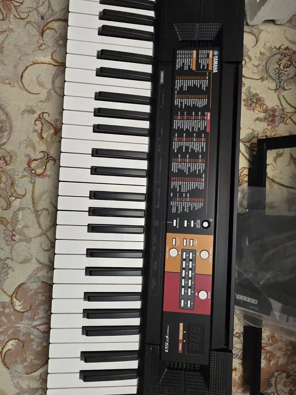 ارگ YAMAHA مدل F51 نو به همراه صندلی و پایه زیر|پیانو، کیبورد، آکاردئون|تهران, پردیسان|دیوار