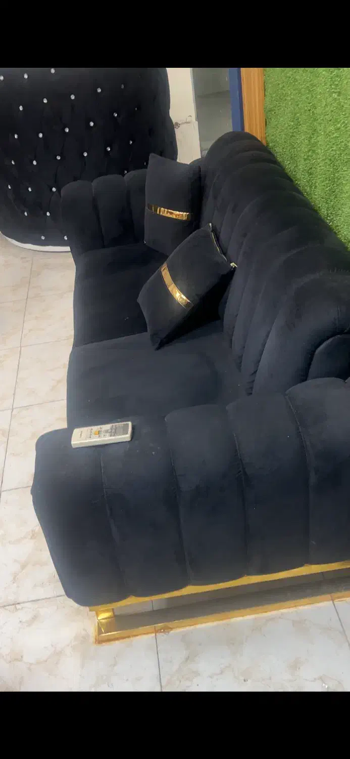 مبل و کاناپه سه نفره مشکی|مبلمان خانگی و میز عسلی|کرج, گوهردشت|دیوار