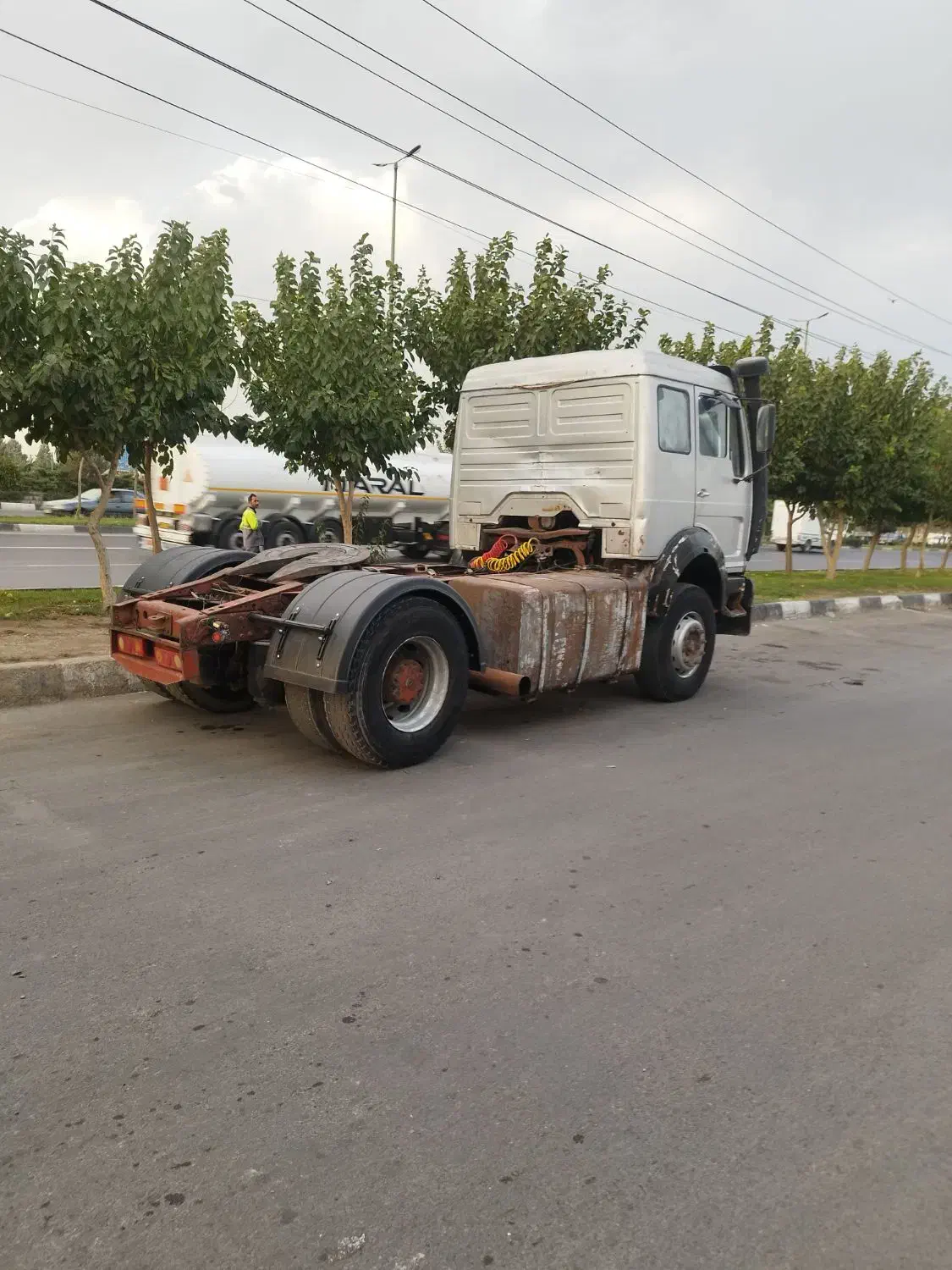 بنز ۱۰ سیلندر ۱۳۰ تونلی|خودرو سنگین|اسلام‌شهر, ملک‌آباد|دیوار