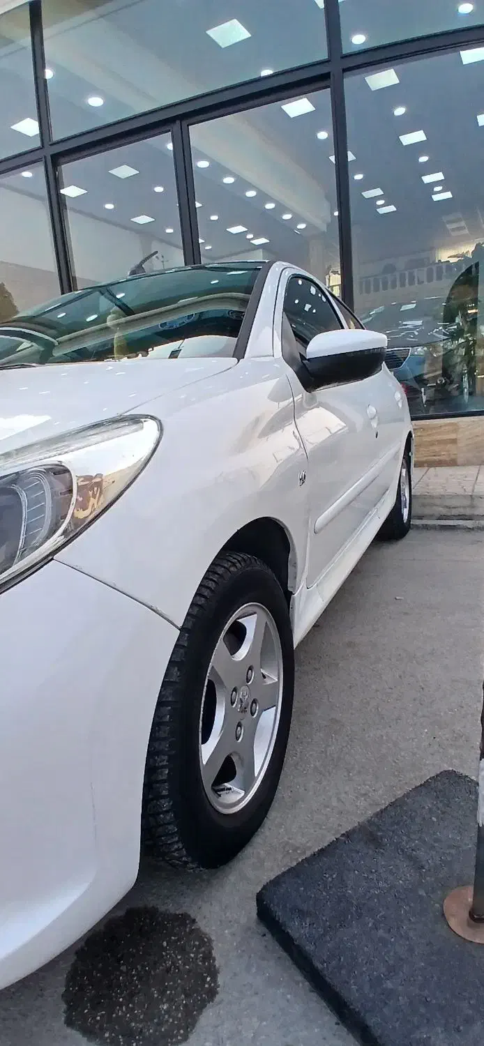 207 سقف فلز مدل ۹۶ در حد|خودرو سواری و وانت|ارومیه, |دیوار