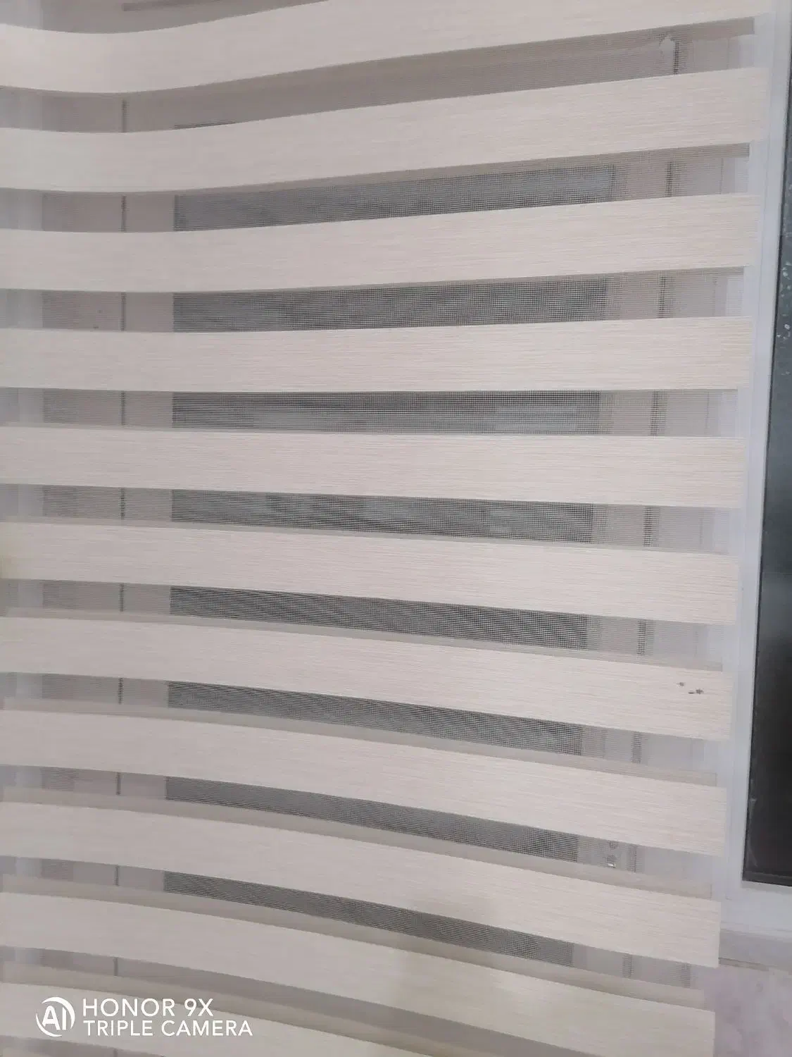 پرده ی زبرا|پرده، رانر، رومیزی|نیشابور, گمنام غربی|دیوار