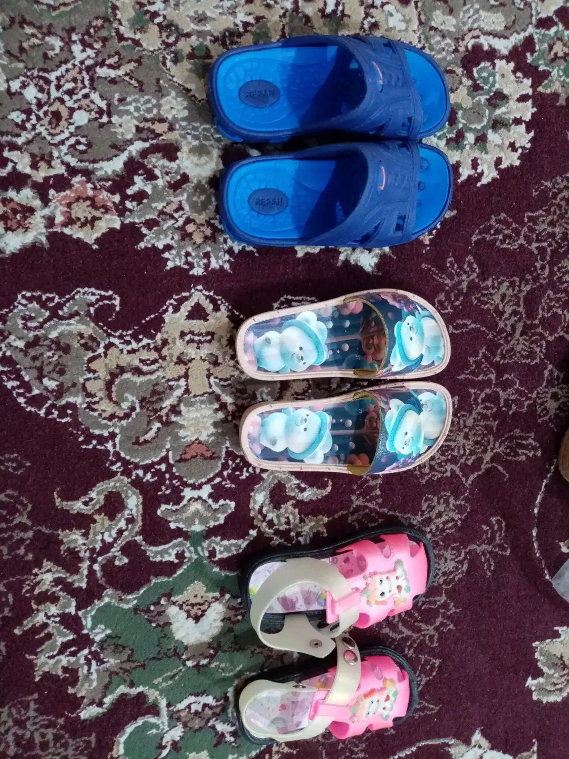 انواع دمپایی زنانه مردانه بچه گانه|کیف، کفش، کمربند|ارومیه, |دیوار