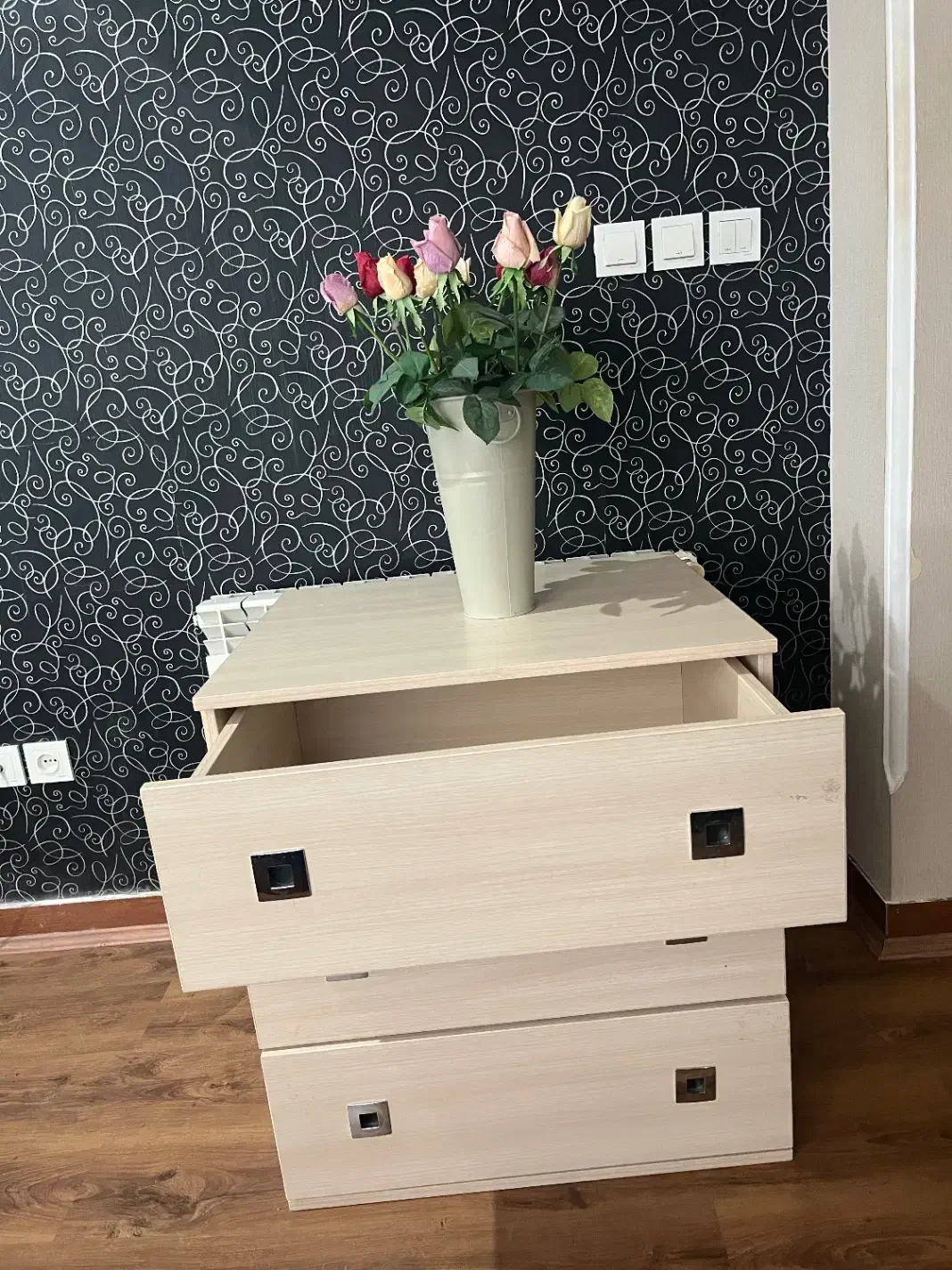 سه کشو ام دی اف در حد نو مناسب برای لباس و غیره|جاکفشی، کمد، دراور|رشت, دیلمان|دیوار