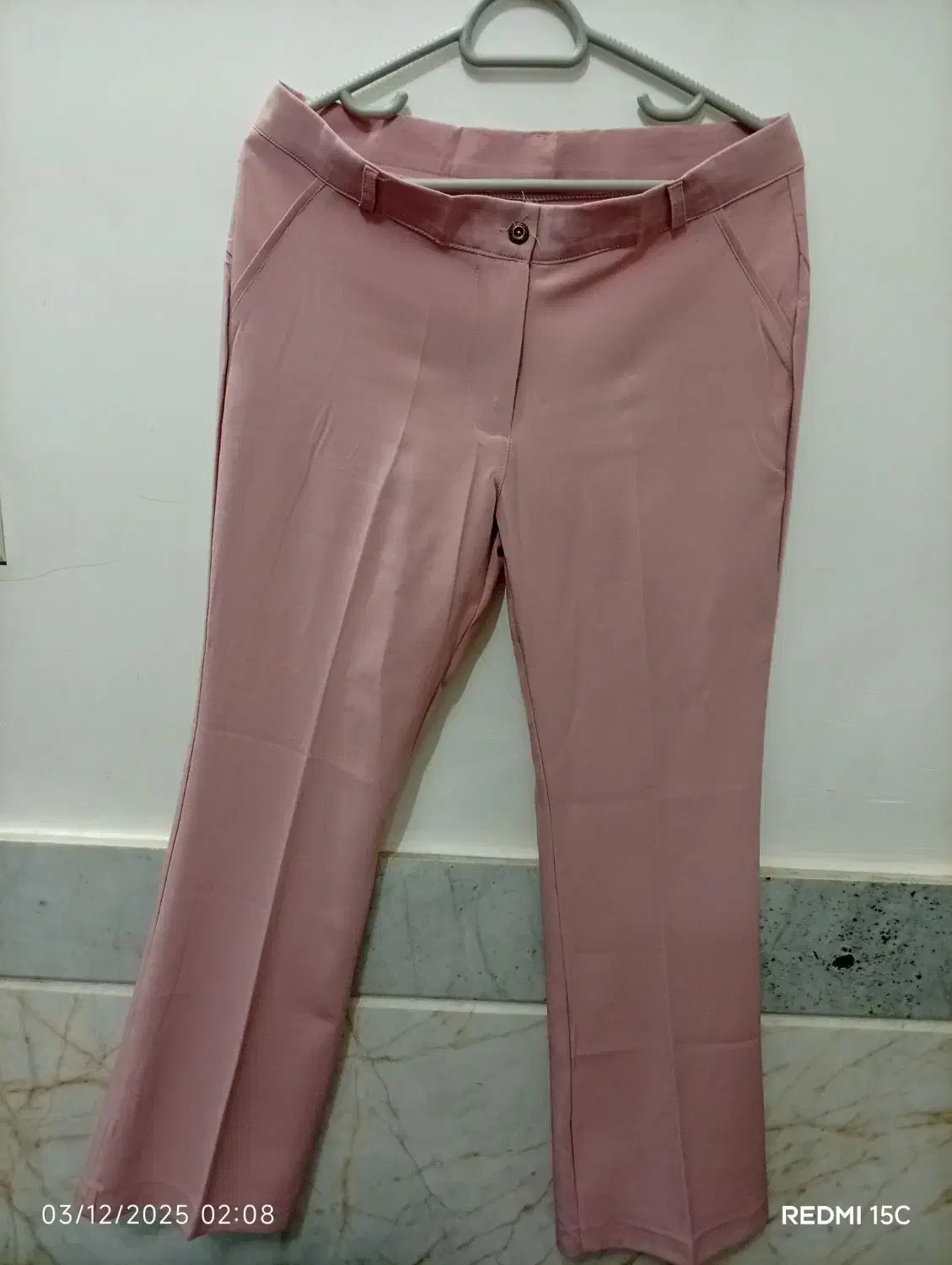 شلوار دم پا|لباس|خواف, |دیوار