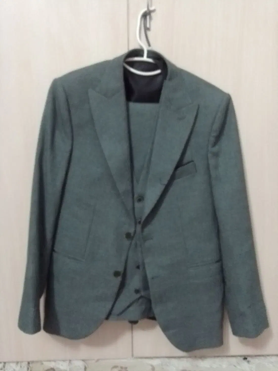 کت و شلوار مردانه|لباس|نیشابور, فضل|دیوار