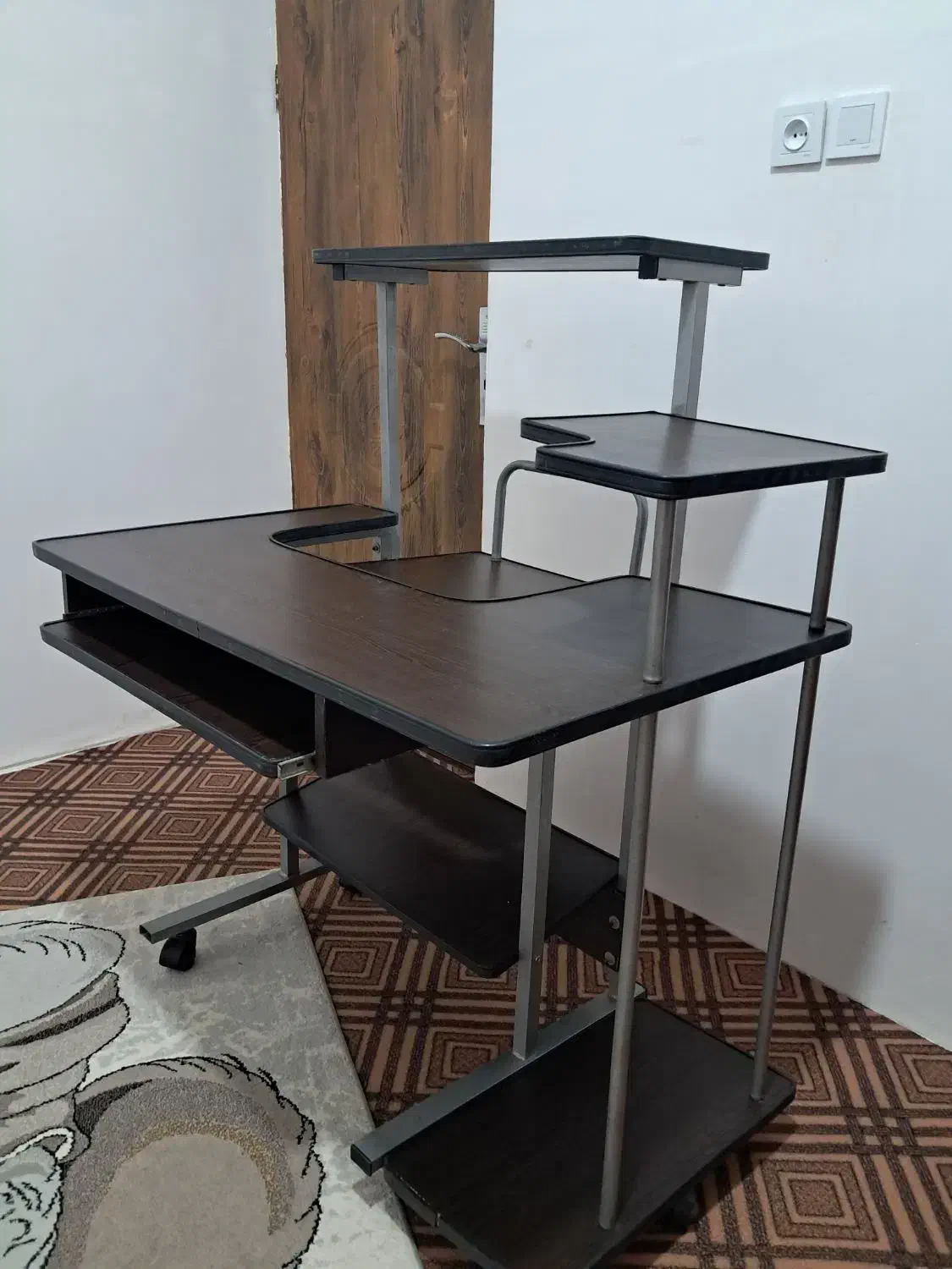 میز کامپیوتر|میز تحریر و کامپیوتر|زابل, |دیوار