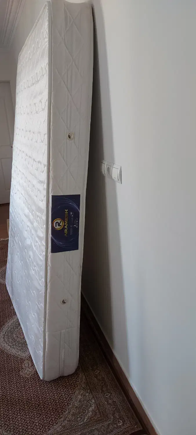 تشک   سایز ۲۰۰*۱۴۰|تشک تختخواب|رودهن, |دیوار