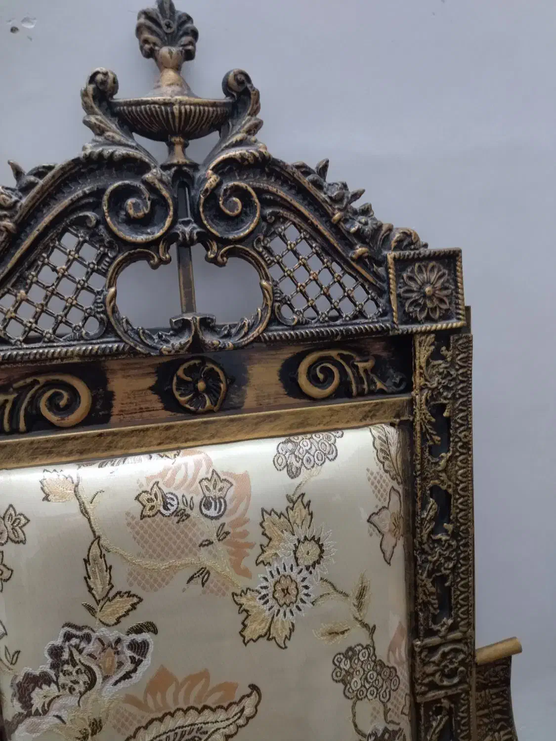 میز وصندلی تلفن|صندلی و نیمکت|سبزوار, مدرس|دیوار