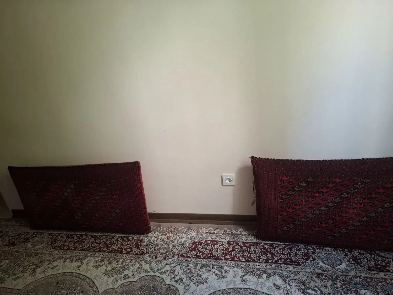 پشتی ترکمنی|گلیم، جاجیم، گبه|گنبد کاووس, |دیوار